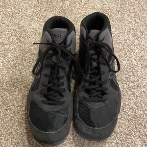 Black and grey womens Asics wrestling shoes